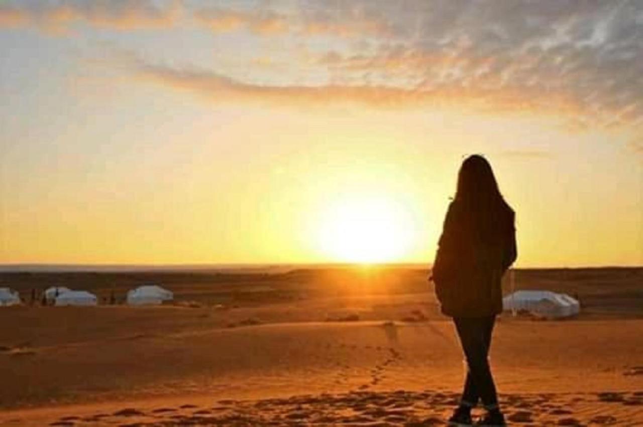 Merzouga Camp & Desert Activities Ngoại thất bức ảnh